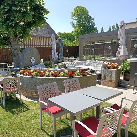 Auberge Du Vieux Tour Le Manoir Canapville  Eksteriør billede