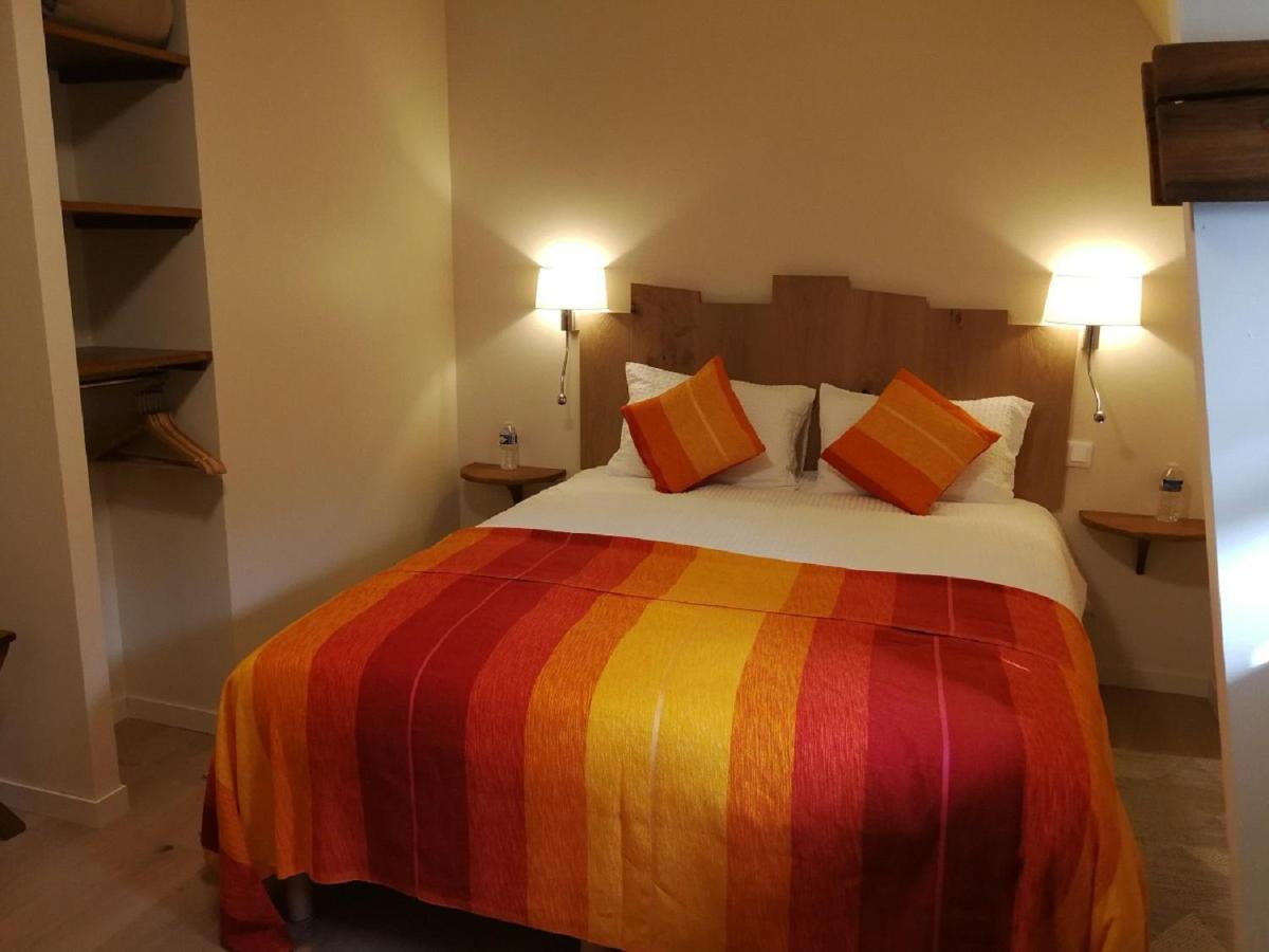 Auberge Du Vieux Tour Le Manoir Canapville  Eksteriør billede